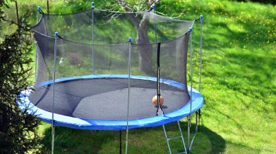 Get a Trampoline Safely Assembled
